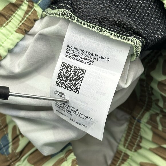 PrAna Metric E-Waist Board Shorts Size XXL Bio Mint Retro Bloom Swim Trunks NWT - Picture 7 of 12